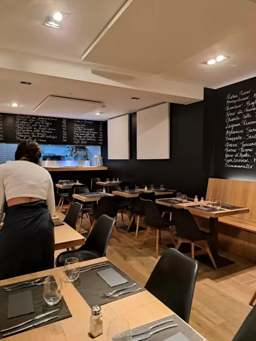 Senza Restaurant