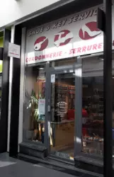 Shoe & key services