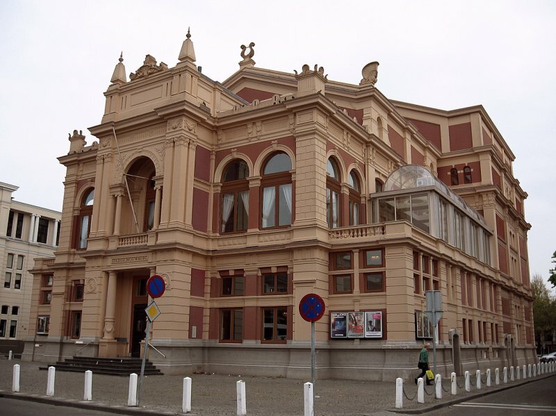 Stadsschouwburg Groningen in opdracht van Holstein Restauratie Architectuur