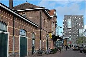 Stationsgebouw Ede centrum in opdracht van de NS