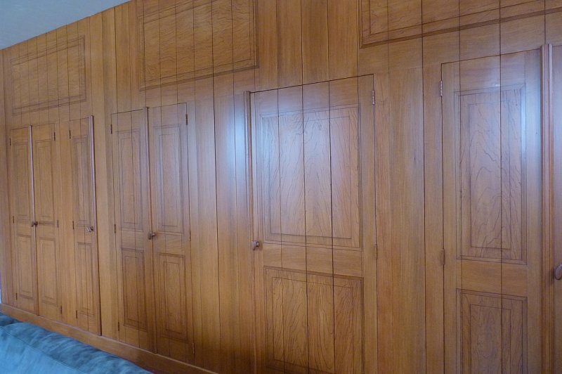 Reconstructie houtimitatie bedstedewand in opdracht van particulier