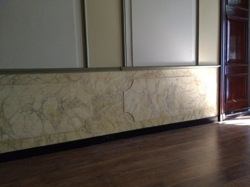 Restauratie marmerimitatie in opdracht van particulier