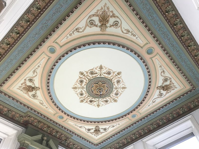 Restauratie polychromie plafond rentenierswoning