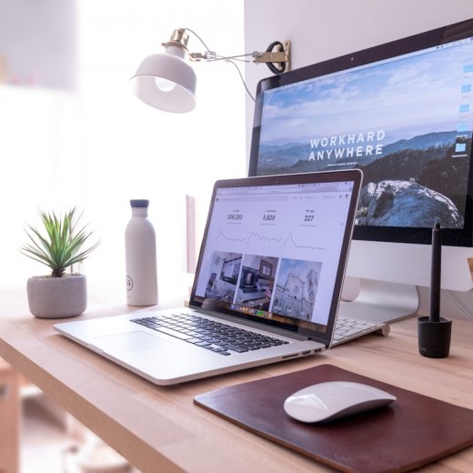 Moderne website op een laptop