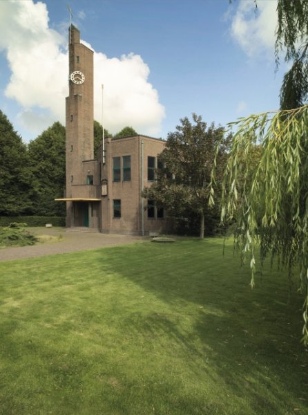 Het gebouw van buiten, Berlagehuis Usquert