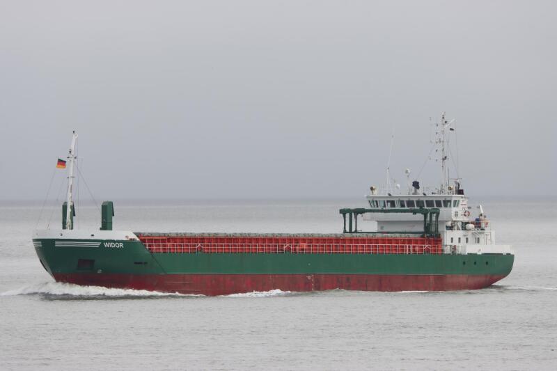 Vessel "Widor" Refloated After Running Aground Near German Port