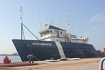 COMMANDER — Offshore Vessel, UNITED ARAB EMIRATES flag, built 1973