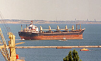LUCKY LADY — Bulk Carrier, CYPRUS flag, built 1975