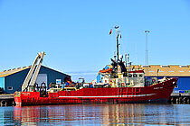 CABLE ONE — Service Ship, The kingdom of Denmark flag, built 1976