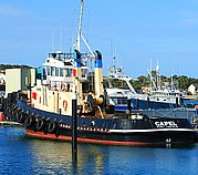 CAPEL — Tug, NORFOLK ISLAND flag, built 1976