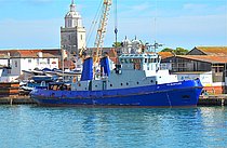 TC BUSTLER — Tug, CAMEROON flag, built 1981