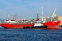 RED LINE — General Cargo Ship, SAINT KITTS AND NEVIS flag, built 1983