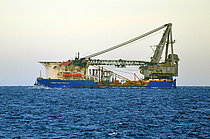 MCDERMOTT DB50 — Crane Vessel, Marshall Islands flag, built 1988