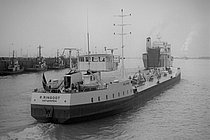 ANANTA — Oil And Chemical Tanker, Cameroon flag, built 1986