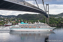 AMERA — Passenger Ship, BAHAMAS flag, built 1988