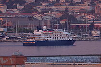 ISLAND SKY — Passenger Ship, Bahamas flag, built 1992