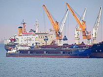 AKHMAT KADYROV — General Cargo Ship, RUSSIAN FEDERATION flag, built 1978