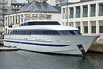 M\Y ESRA — Pleasure Craft, St.Kitts and Nevis flag, built 1987