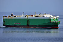 YOUNG SHIN — Ro Ro Cargo Ship, PANAMA flag, built 1992