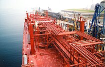 AVON — Gas Tanker, COMOROS flag, built 1993