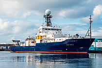 ROGER REVELLE — Oceanographic Survey Vessel, United States of America flag, built 1993