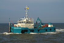 CASPIAN KYRA — Service Ship, Kazakhstan flag, built 1970