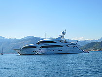 STELLAI — Pleasure Craft, UNITED KINGDOM flag, built 2001