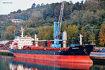 SAMENTHA — Bulk Carrier, Republic of Panama flag, built 1998