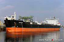 ABERDEEN — Oil And Chemical Tanker, BAHAMAS flag, built 1996