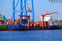 ARCTIC COMMANDER — Container Ship, BARBADOS flag, built 1997