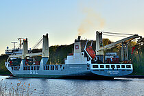 ANNEMIEKE — Specialized Cargo Ship, NETHERLANDS flag, built 1998