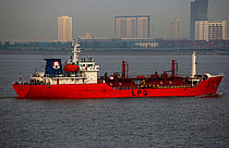 GM 2 — Gas Tanker, China flag, built 2000