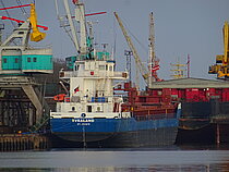 SVEALAND — General Cargo Ship, Antigua and Barbuda flag, built 2001