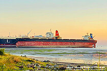 XIN FU OCEAN — Bulk Carrier, SIERRA LEONE flag, built 2000