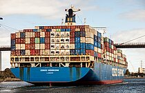 COSCO HONGKONG — Container Ship, United Kingdom flag, built 2002