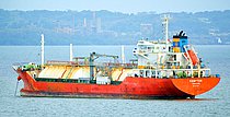 KEMPTON — Gas Tanker, Panama flag, built 2000