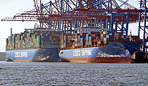 XIN LIAN YUN GANG — Container Ship, China flag, built 2003
