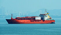 LEONARDO B — Gas Tanker, Marshall Islands flag, built 2003