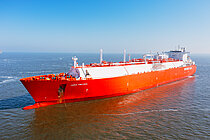 CADIZ KNUTSEN — Gas Tanker, Spain (C.S.R.) flag, built 2004