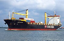 SINAR BINTAN — Container Ship, Singapore flag, built 2002