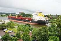 ALIMAS — Oil And Chemical Tanker, Panama flag, built 2004