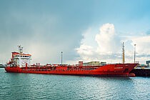 M/T ZEUGMAN — Oil And Chemical Tanker, Malta flag, built 2003