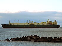 LNG BENUE — Gas Tanker, Bermuda flag, built 2006