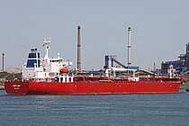 LUCKY LADY — Oil And Chemical Tanker, Malta flag, built 2005