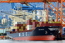 MSC EAGLE III — Container Ship, LIBERIA flag, built 2004