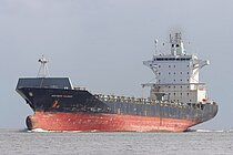 SSF VALENCE — Container Ship, St Vincent and The Grenadines flag, built 2005