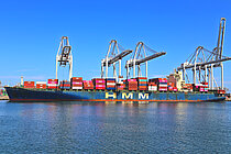 HYUNDAI TOKYO — Container Ship, CYPRUS flag, built 2006