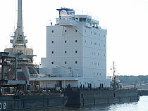 MAERSK CHESAPEAKE — Container Carrier, United States of America flag, built 2008