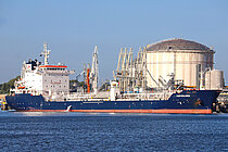 ASKHOLMEN — Oil And Chemical Tanker, Republic of the Marshall Islands flag, built 2007