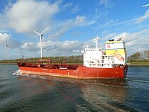 SONGA TOPAZ — Oil And Chemical Tanker, Marshall Islands flag, built 2009